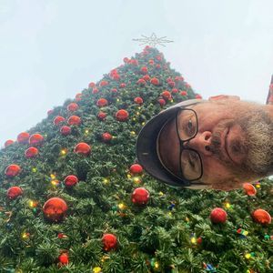 Meet your Posher, Dwayne